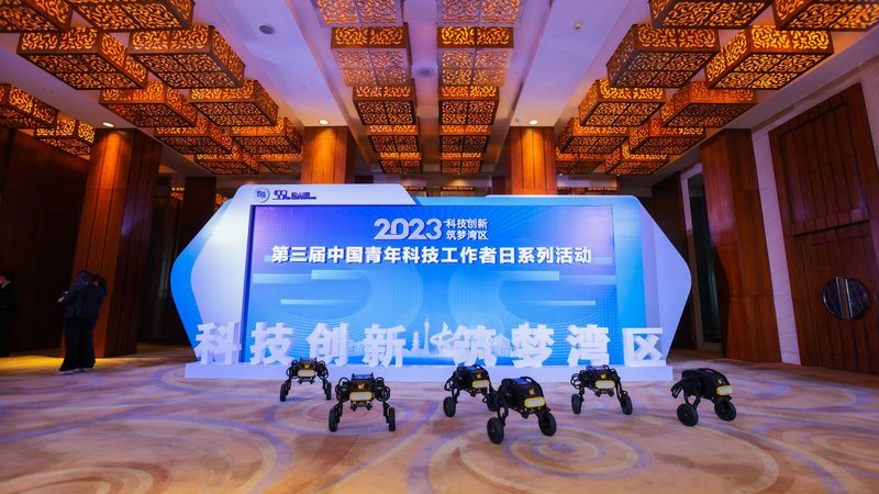 ELT数据集成工具安装流程详解：从准备到部署